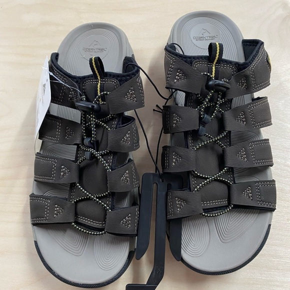 Ozark Trail Men’s FisherSlides size 8 (AY) - Picture 9 of 10